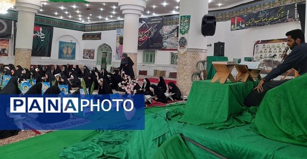 محفل انس با قرآن در  ماه مبارک رمضان در مهدیه روستای دهنو خلیل آباد 