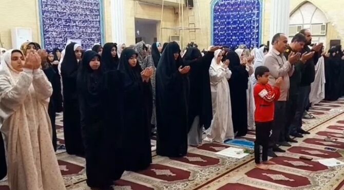 روز دوم؛ دانش‌آموزان بندر امام خمینی (ره) همچنان در اعتکاف هستند