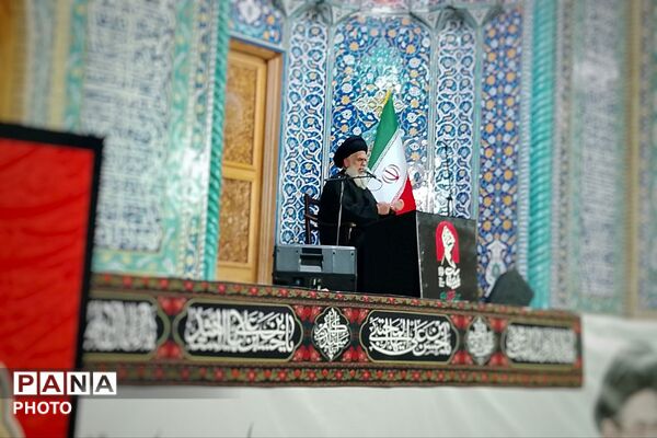 مراسم گرامیداشت رهبر شهید انقلاب در بارگاه ملکوتی حضرت عبدالعظیم حسنی (ع)