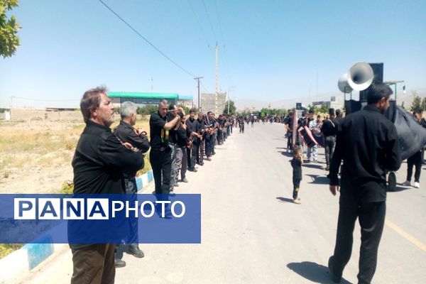 برگزاری مراسم گرامیداشت تاسوعای حسینی در شهر تیتکانلو 