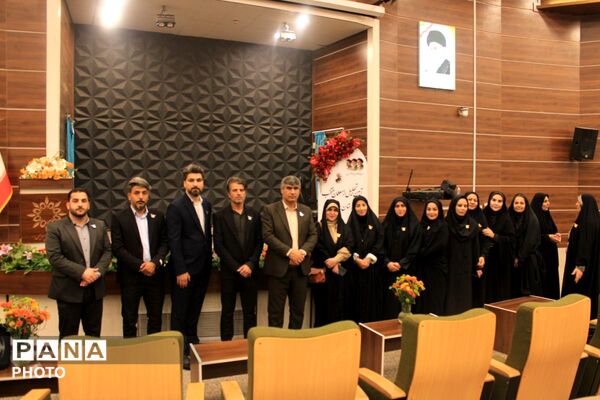 مراسم بزرگداشت مقام معلم در پردیس