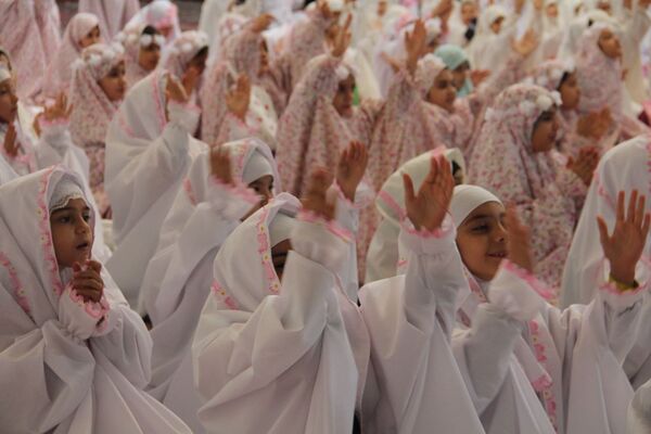 آغاز فصل بندگی در فضای شور و معنویت