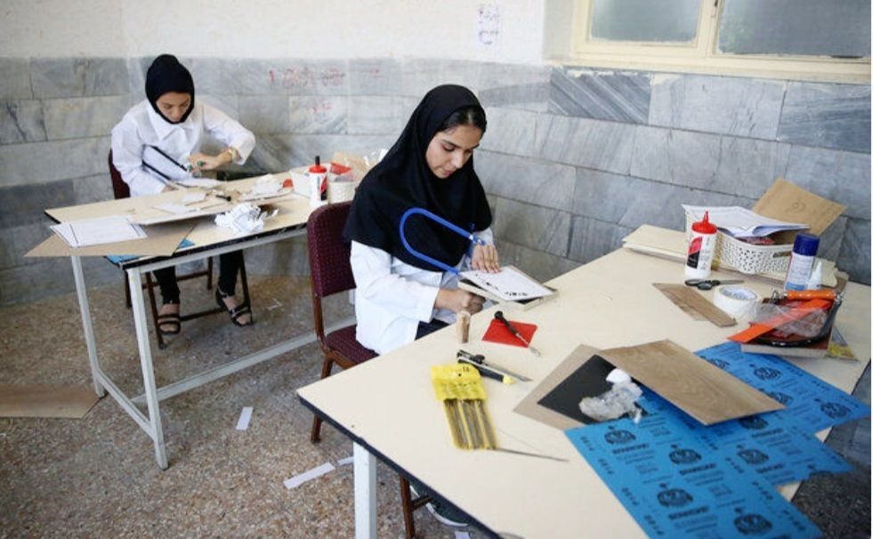 تلفیق آموزش و مهارت، راهکاری نوین برای ارتقای کیفیت نظام آموزشی است