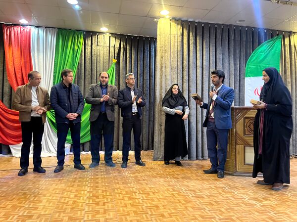 همایش تجلیل از دانش‌آموز خبرنگاران شهرستان آباده