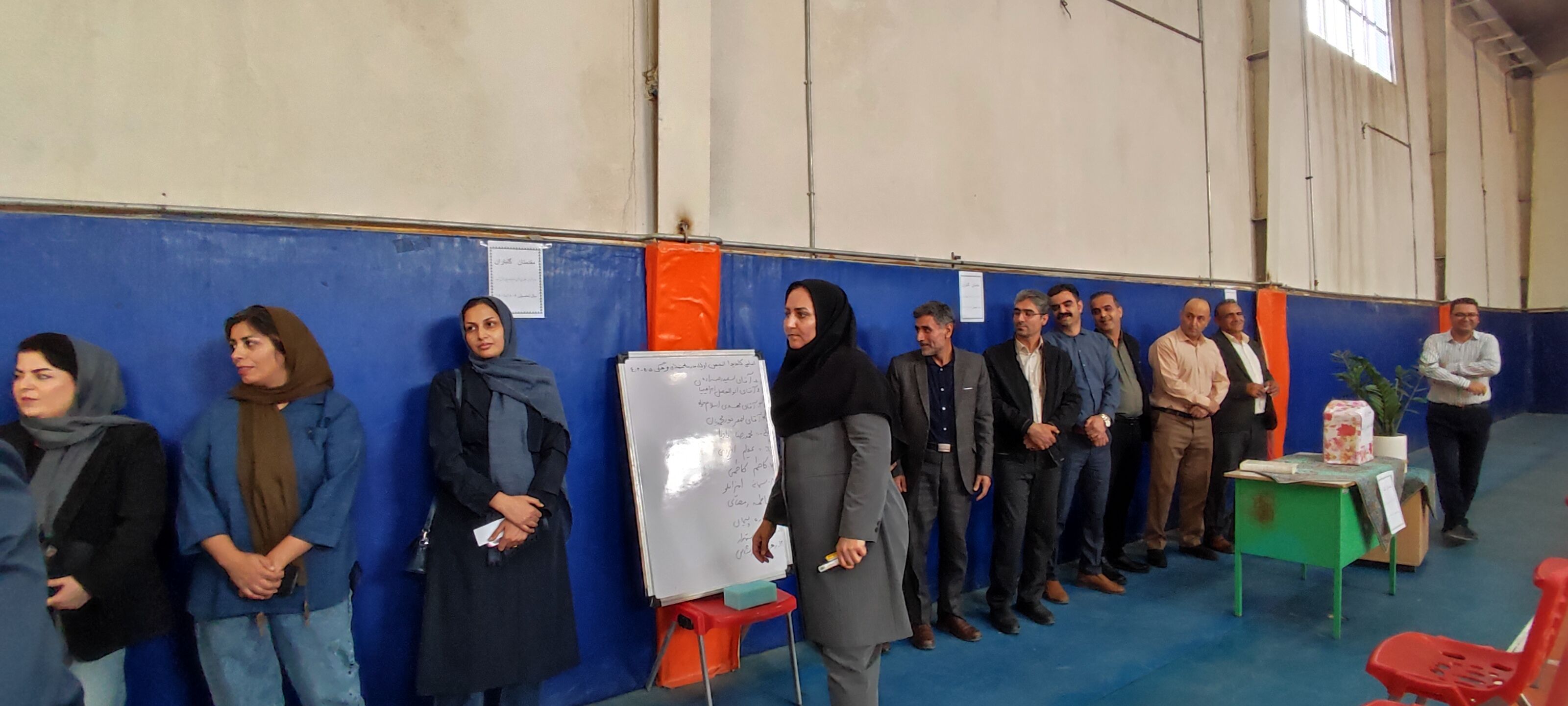 انتخابات انجمن اولیای و مربیان در مدرسه شهدای فرهنگی شهرستان شیروان