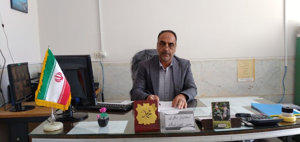 راه اساسی برای بهبود وضعیت آموزشی استفاده از ظرفیت خیرین است