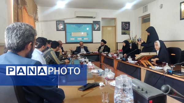 دیدار خبرنگاران پانا با مدیر آموزش و پرورش ناحیه 3 قم