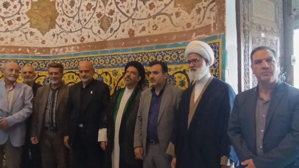مراسم غبار روبی و زیارت ضریح مطهر سلطانعلی ابن امام محمد باقر (ع) در کربلای ایران 