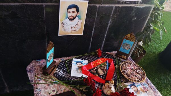 سالروز شهادت شهید «سجاد زبرجدی» در گلزار شهدای شهر بن 