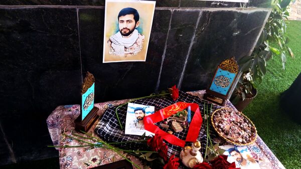 سالروز شهادت شهید «سجاد زبرجدی» در گلزار شهدای شهر بن 