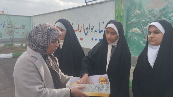 جشن میلاد مهدوی در دبیرستان آناخاتون