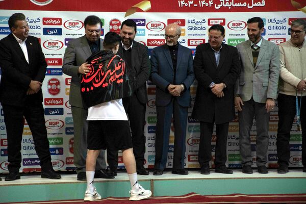 دیدار تیم های گیتی پسند اصفهان و ایرالکو اراک 