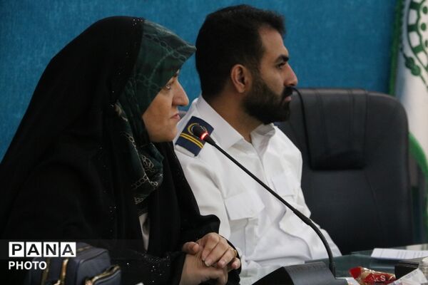 بررسی راهکارهای تقویت شبکه پانا در نشست رابطین استان یزد