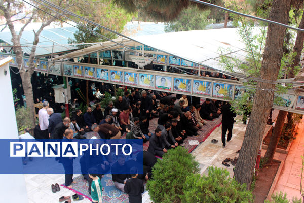 مراسم تحویل سال در گلزار شهدای قم