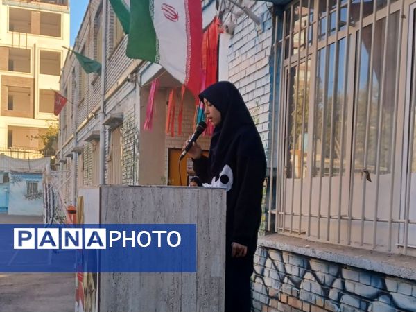 مراسم روز دانش‌آموز و ۱۳ آبان در دبیرستان شاهد تکتم