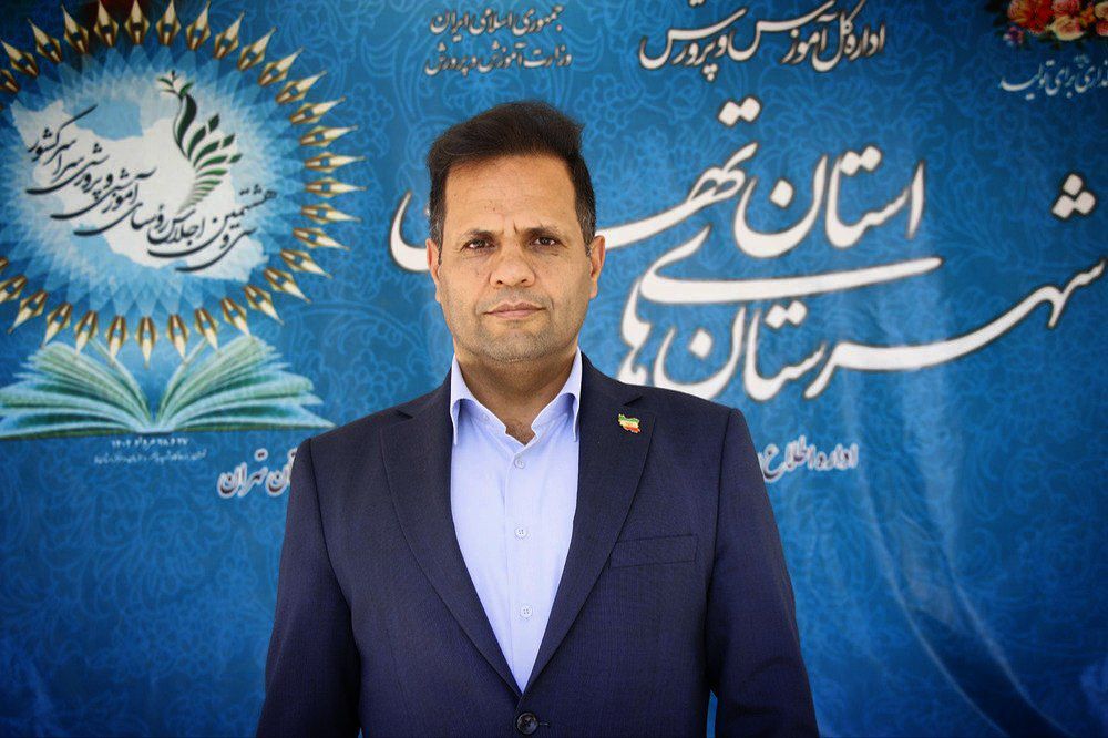 طرح نوآورانه «هر دانش‌آموز، یک معلم» گامی موثر در جهت ارتقای سطح علمی دانش‌آموزان است 