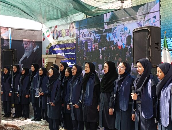 خیرین مدرسه ساز، سازندگان آینده ایران