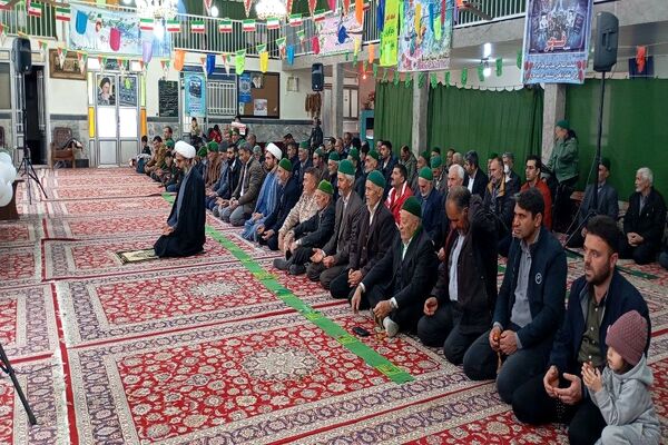 اقامه نماز جماعت ظهر و عصر در روز ۲۲بهمن  شهر بار نیشابور