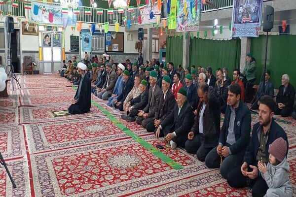 اقامه نماز جماعت ظهر و عصر در روز ۲۲بهمن  شهر بار نیشابور