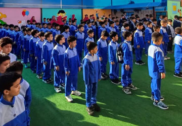 شور و امید به آینده در پسران دبستان فارابی قائمشهر