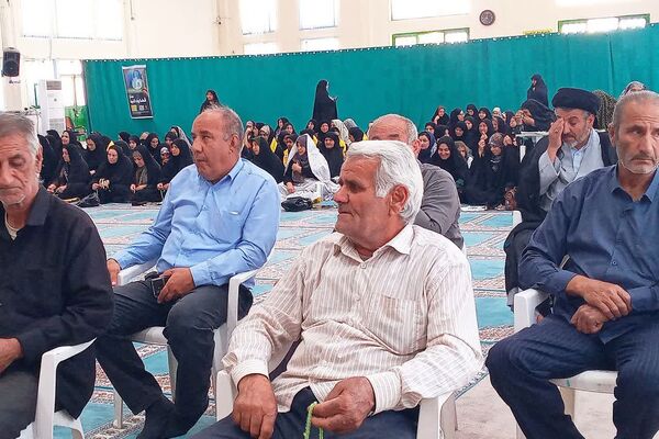 سخنرانی رئیس آموزش پرورش باشت در مراسم نماز جمعه به مناسبت هفته دفاع مقدس و آغاز سال تحصیلی