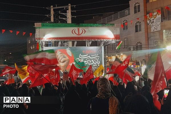 حضور جمعیت متحد مردم در میدان امام‌ خامنه‌ای شهرستان قدس 