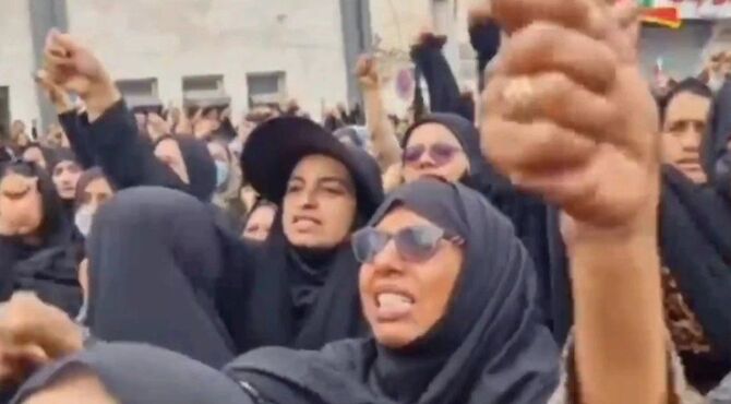چهلم فرشتگان کوچک حاجی‌آباد؛ روایتی از اندوه و خاطرات