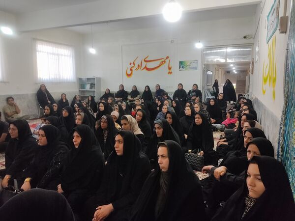 اولین جلسه انجمن اولیا در دبیرستان فیاض 