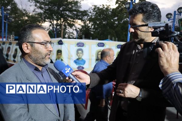 شب اول یادواره شهدای وطن با عنوان کوچ عاشقان۳ 