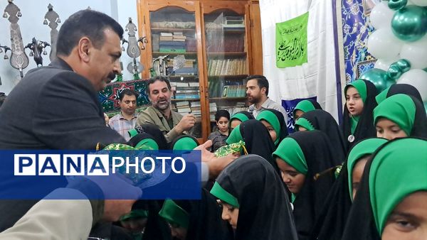 مجمع قاریان و حافظان قرآن دارالقرآن الثقلین در حسینیه ارشاد