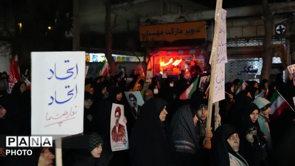 حضور خروشان مردم کمال‌شهر از آغاز جنگ تا نابودی دشمن 