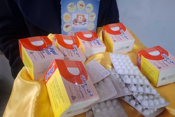 طرح توزیع مکمل‌های آهن و ویتامین D میان دانش‌آموزان متوسطه در مدارس ملارد