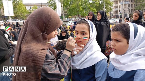 گرامیداشت شهدای مدرسه میناب در گرگان