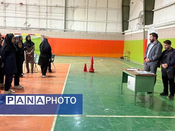 استعدادیابی دختران و پسران ورزشکار در زاوه