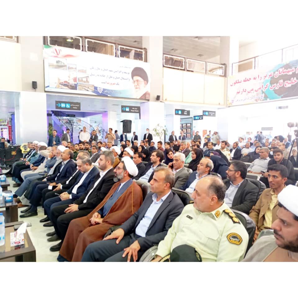 قطار ۵ ستاره رویال، سفر بندرعباس–مشهد را برای هرمزگانی‌ها آسان‌تر و دل‌پذیرتر کرد