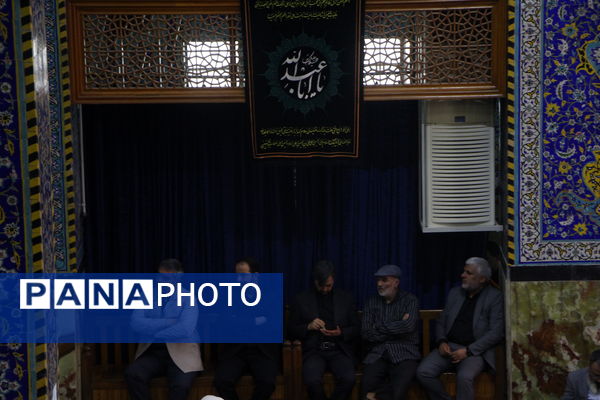 بزرگداشت شهدای مدافع وطن در یزد