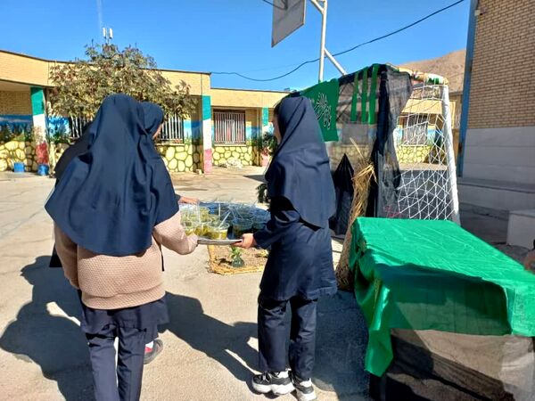 ماندگاری مکتب فاطمه زهرا (س) تا ابد 
