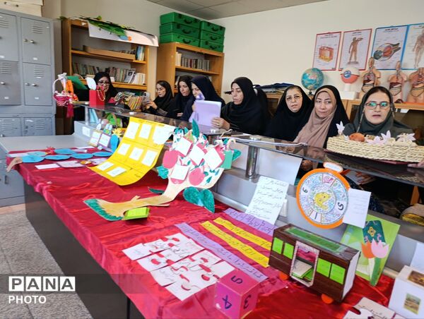 برپایی نمایشگاه دست سازه‌های قرآنی «طرح اتقان» در دبستان ابن سینا  ناحیه 3 کرج 