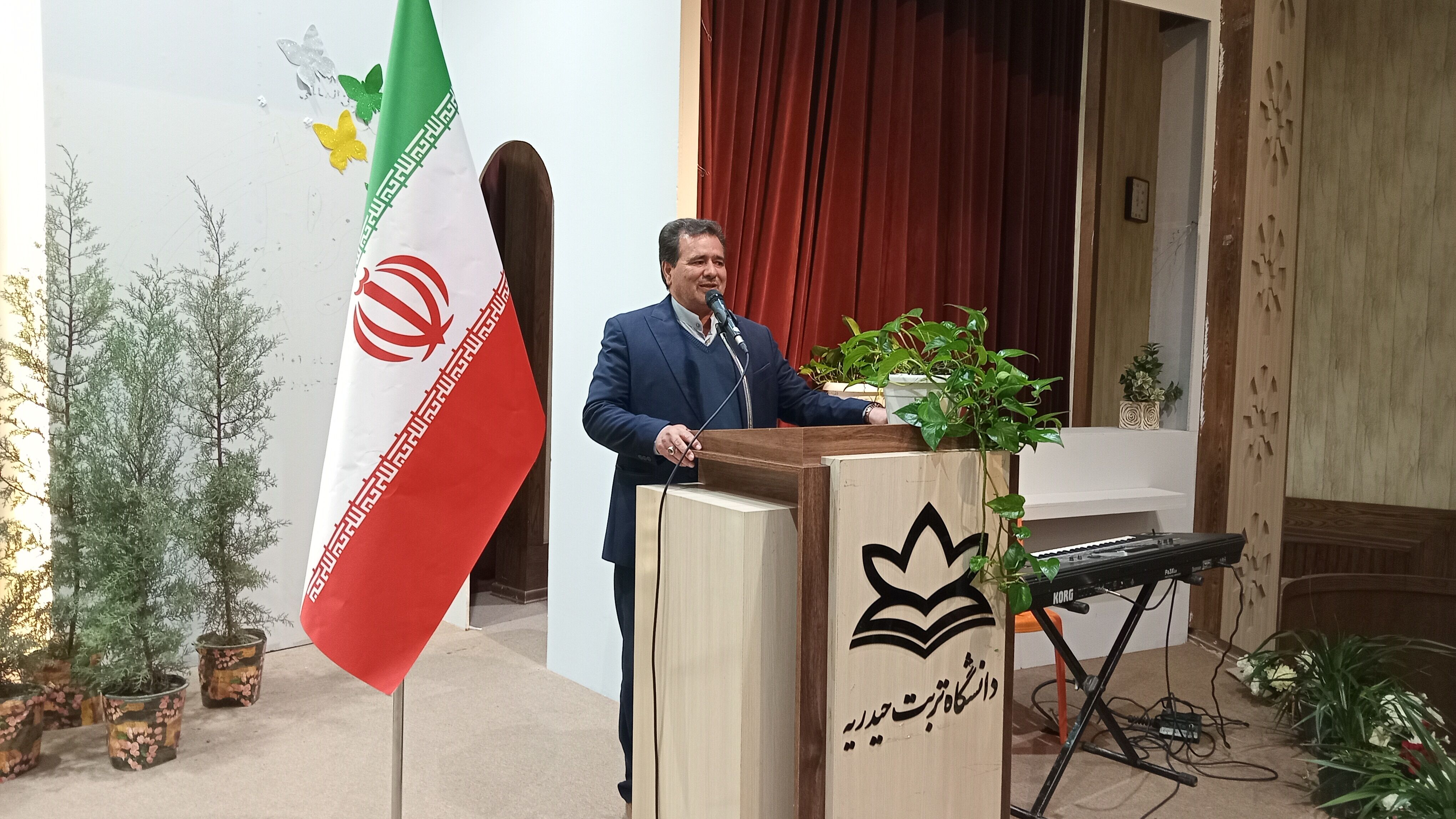 نیروی انتظامی امنیت و اعتقادات ملت را حفظ می‌کند