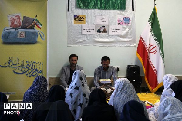 شب‌های دبیرستان  نسیبه در رمضان؛ تلفیق نور قرآن و شور افطاری