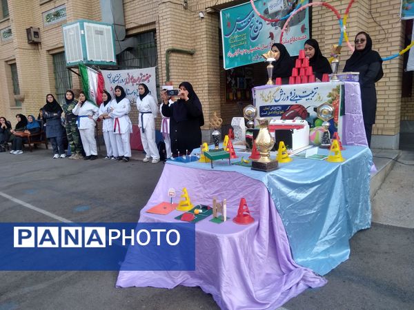 المپیاد ورزشی درون مدرسه‌ای دبیرستان دخترانه عرفان ناحیه سه شیراز