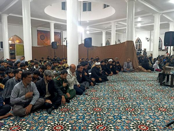مراسم اعتکاف دانش‌آموزی در مسجد نور سندرک