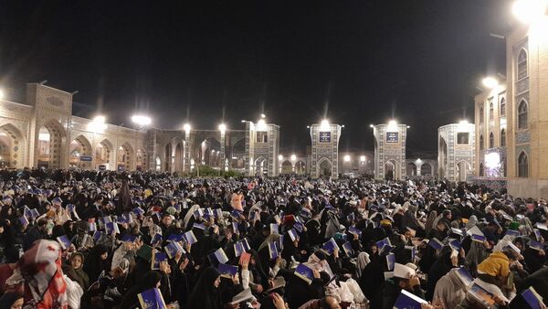 حال‌وهوای مشهد مقدس در لیالی قدر