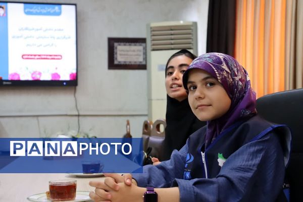 تقدیر از دانش‌آموز خبرنگاران پانا در ساری