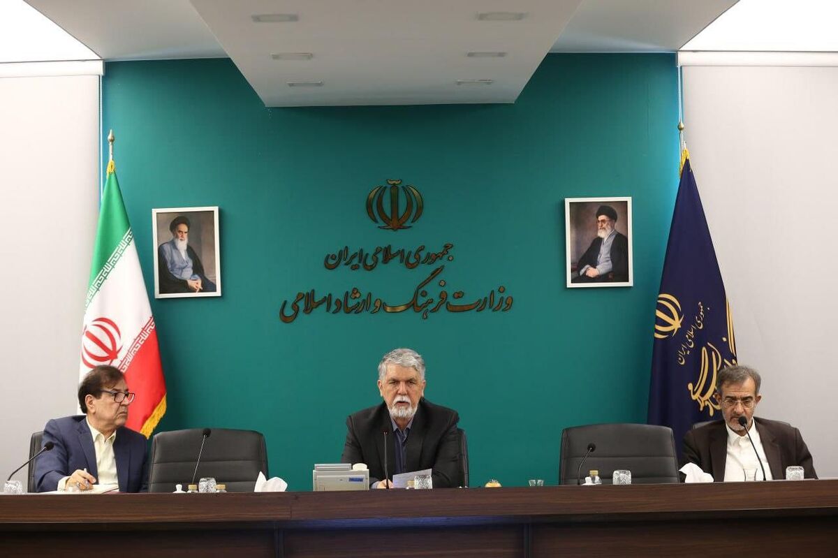 صالحی: برای پرداختن به آینده هنر باید به نقش دانشگاه‌ها توجه بیشتری کرد