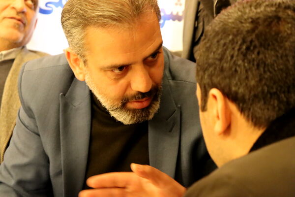 میز خدمت در بخش بندپی شرقی به‌مناسبت دهه فجر