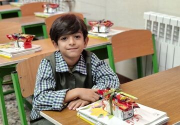 شکوفه‌ها آمدند، مدرسه جان گرفت 