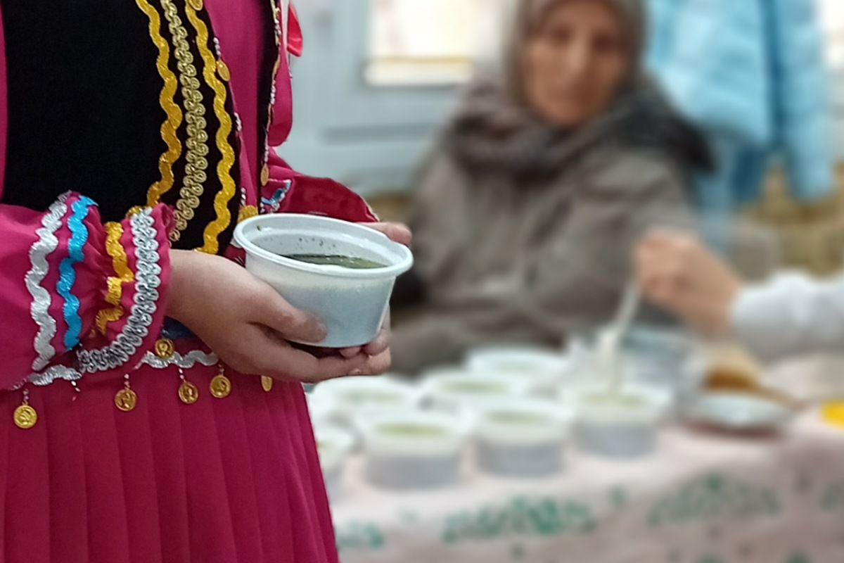 مهمانی طعم‌های دانش‌آموزی در جشنواره آشپزی دبستان دکتر کیهانی۱