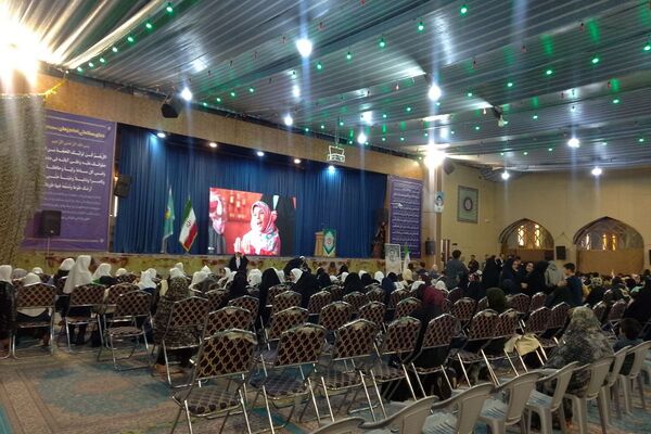 جشن بزرگ دهه فجر مدارس شاهد پیشوا