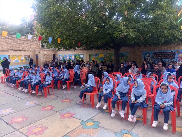 جشن غنچه‌های  کودکستان مهر و ماه آشخانه 